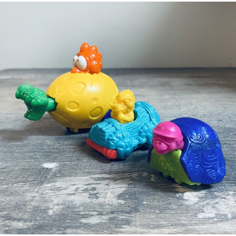 3 Vintage Wendy’s 1995 Surprise Egg Dinosaur Stone Age Cars